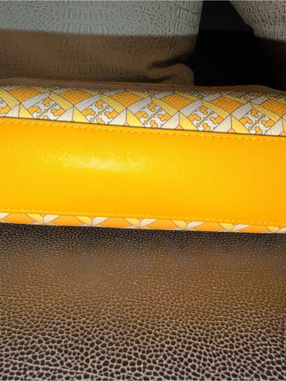 Tory Burch Gemini Link Wristlet Pouch